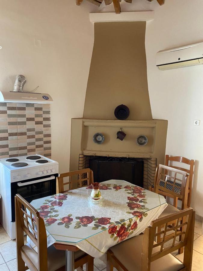 Barbajonn'S Stone House Villa Monemvasia Luaran gambar